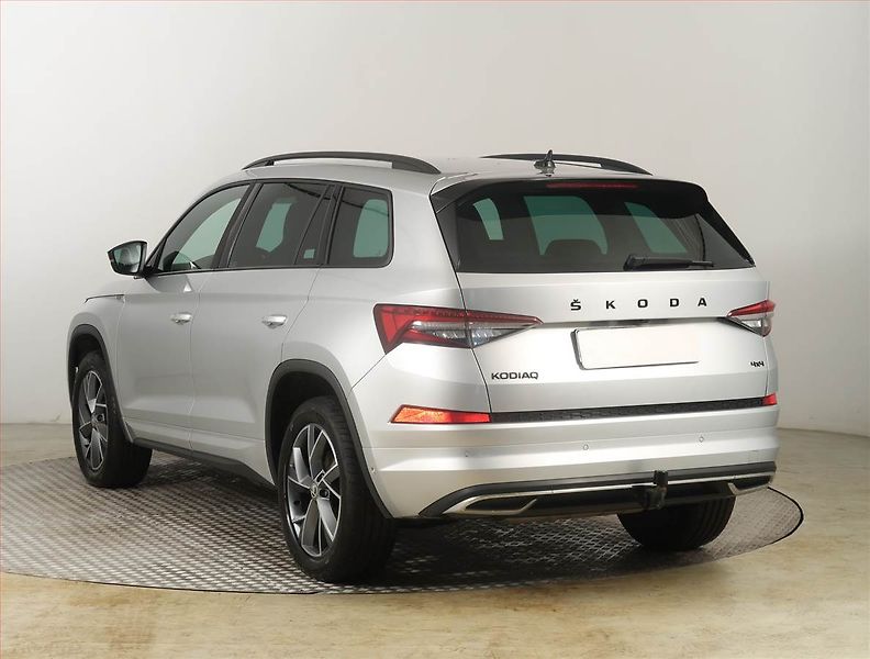 Škoda Kodiaq (2023) Sportline 2.0 TSI - fotka 4 z 27