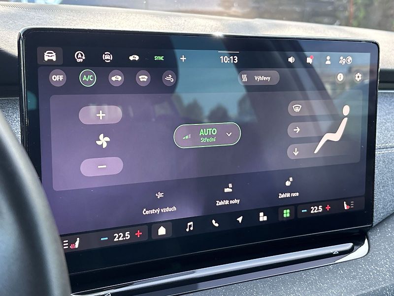 Škoda Octavia (2024) Combi 1.5 TSI DSG Top Selectio - fotka 15 z 33