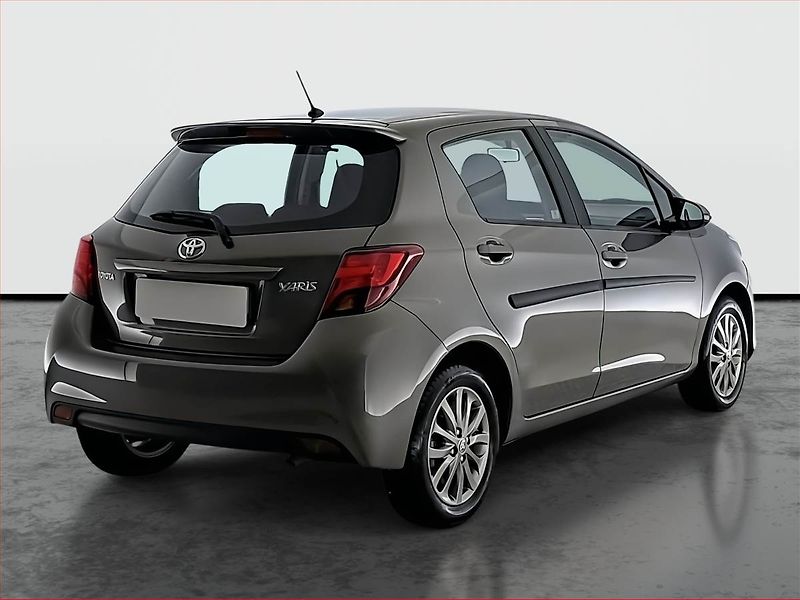 Toyota Yaris (2017) 1.33 Dual VVT-i, Automat - fotka 5 z 17