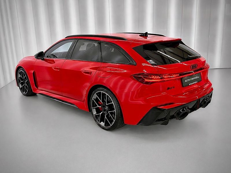Audi RS 5 AVANT 470KW QUATTRO, 285 KM/H, - fotka 4 z 37