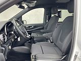 Mercedes-Benz Třídy V (2023) 300D L Exclusive AMG 4Matic 7m - náhled 17