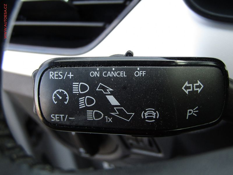 Škoda Scala (2020) 1.0 TSi, ČR, Ambition - fotka 13 z 18