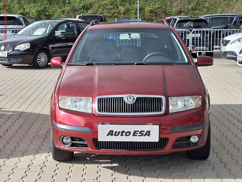 Škoda Fabia (2004) 1.4 TDi, ČR, AC, výhřev sed - fotka 2 z 17