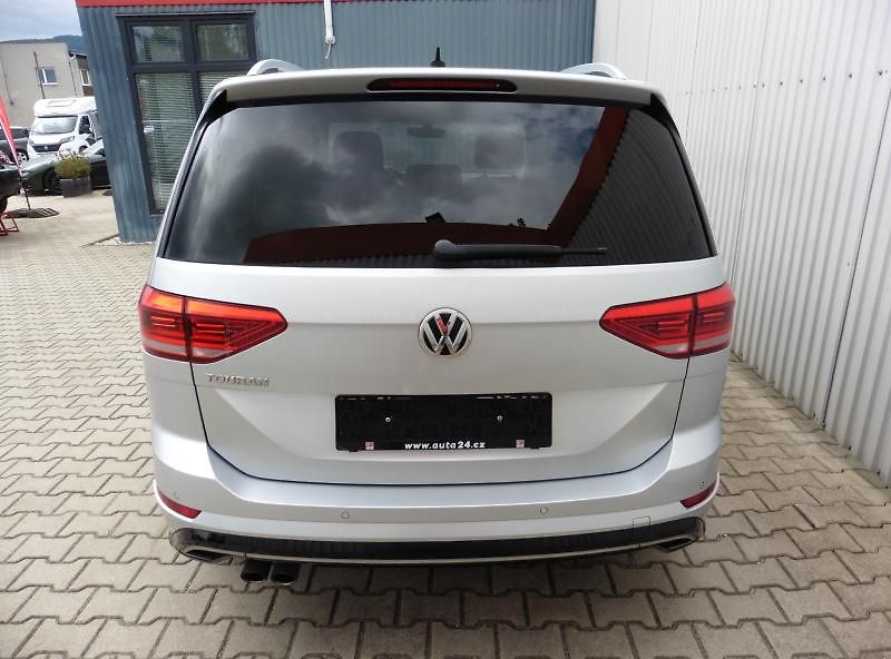Volkswagen Touran 1,4 TSI R-Line, Navi, 7.míst.. - fotka 7 z 23