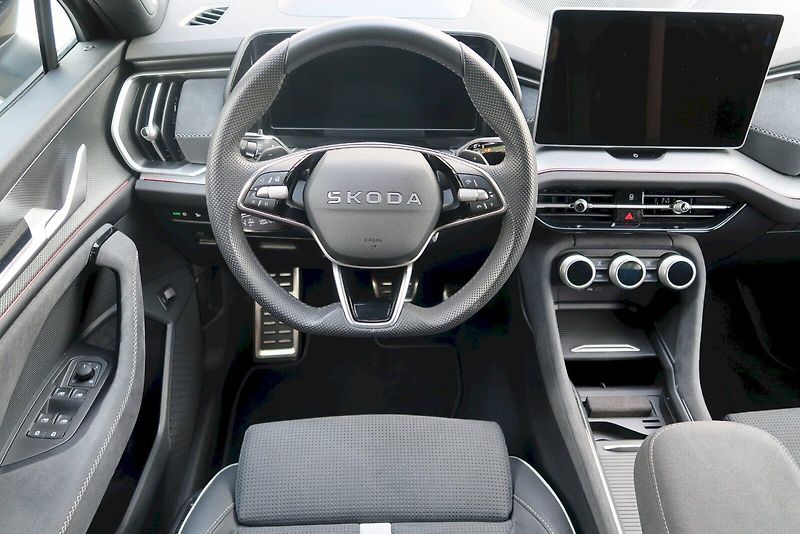 Škoda Kodiaq (2025) SportLine 2.0 TDI 142 kW 4x4 D - fotka 23 z 29