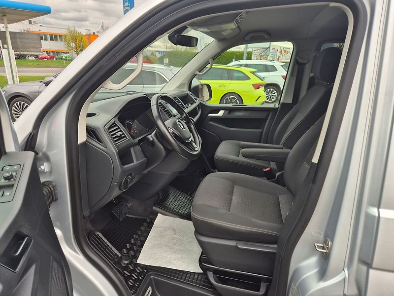 Volkswagen Multivan 2,0 TDI DSG 110kW, 7míst, tažn - fotka 9 z 21