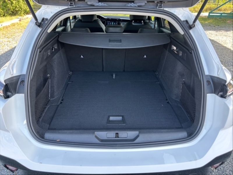 Peugeot 308 1,2 PT Allure AT - fotka 6 z 11