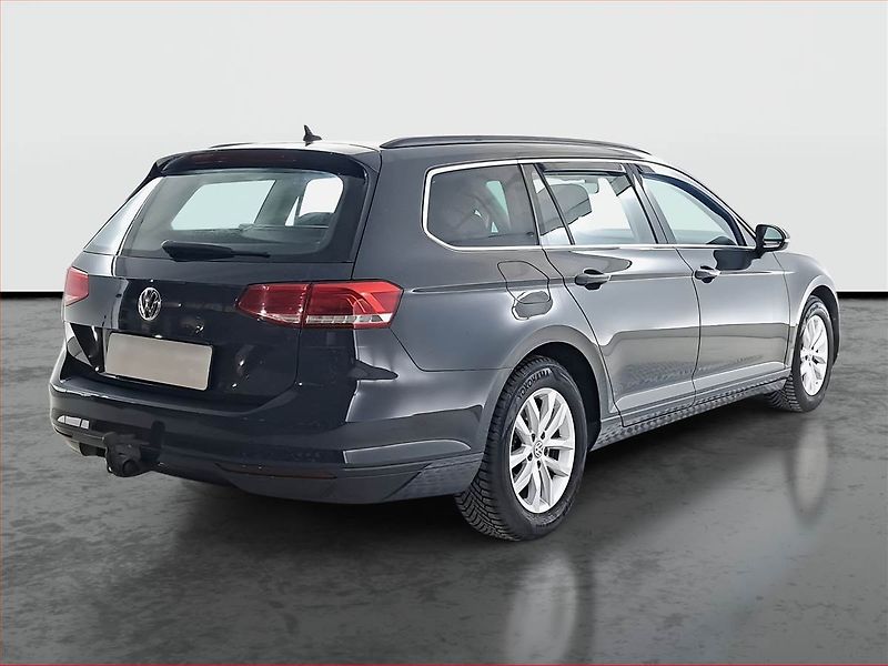 Volkswagen Passat (2017) 2.0 TDI, Automat, Navi - fotka 5 z 21
