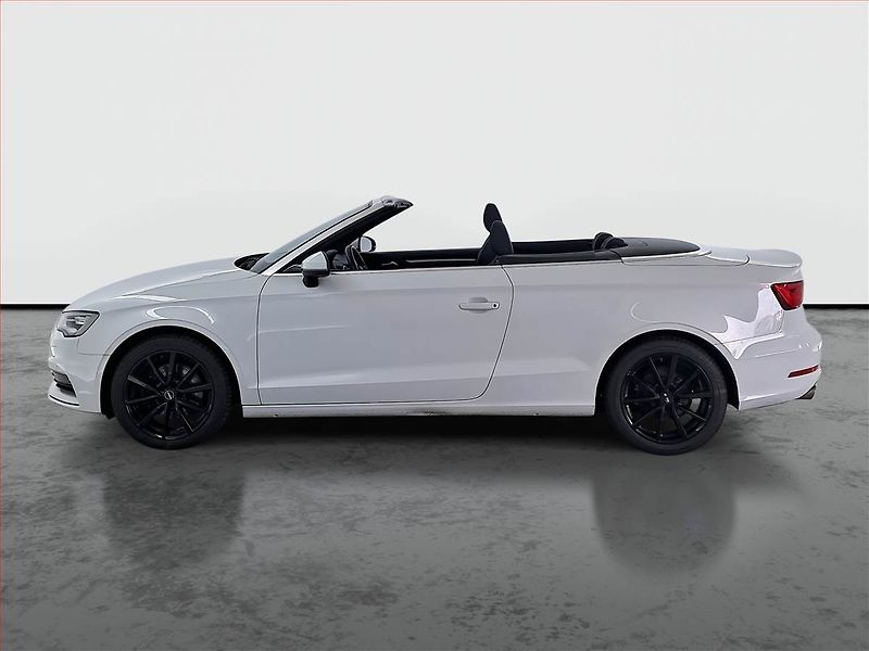 Audi A3 (2015) Sport 2.0 TDI, Serv.kniha - fotka 3 z 18