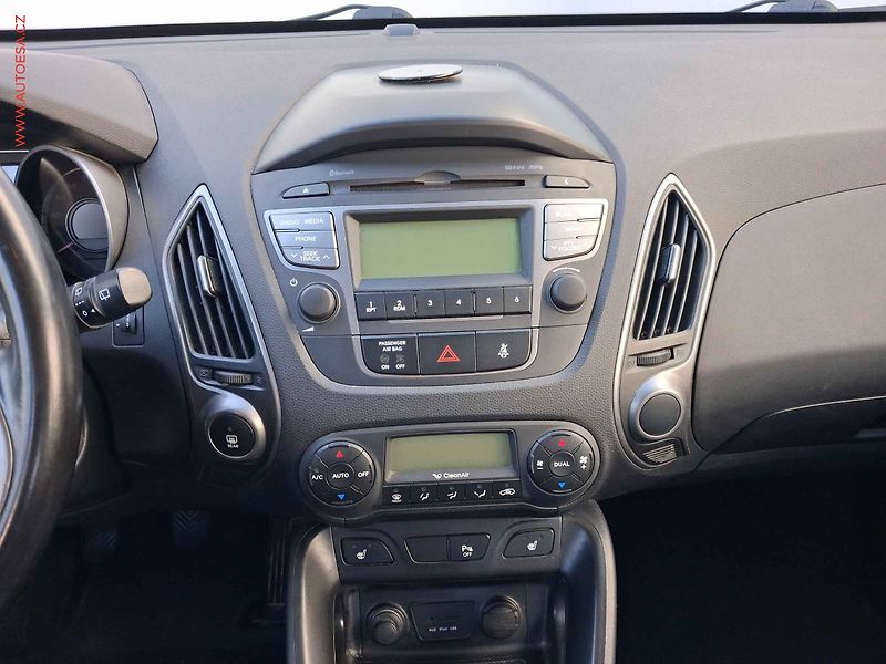 Hyundai ix35 (2014) 1.6 GDi, +ALU - fotka 12 z 17
