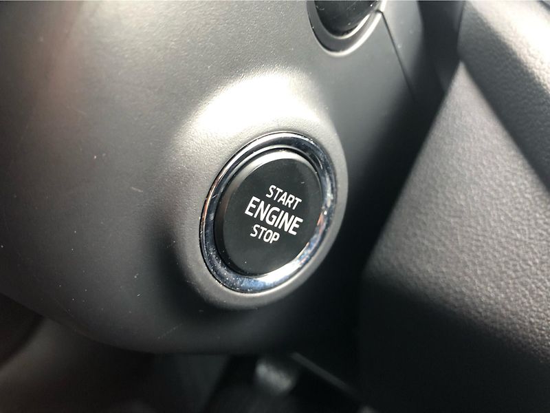 Škoda Octavia 2.0 TDI Ambition - fotka 18 z 28