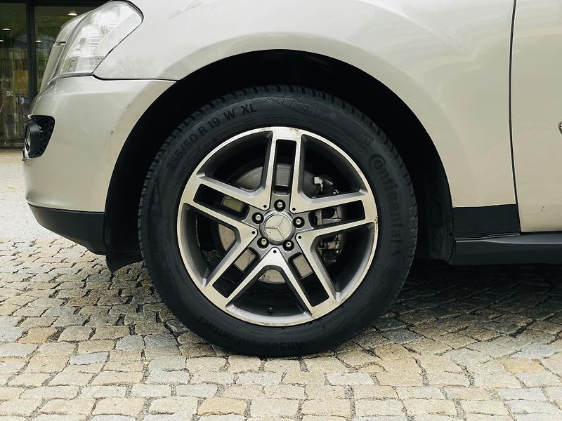 Mercedes-Benz Třídy M 320CDI 165KW 4MATIC TAŽNÉ 3500 - fotka 42 z 42