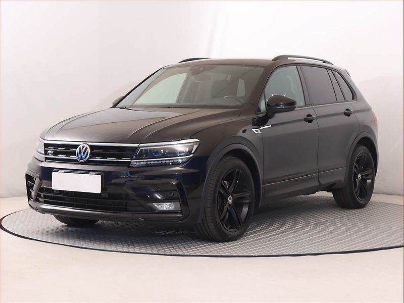 Volkswagen Tiguan (2019) 1.5 TSI - fotka 2 z 23
