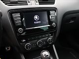 Škoda Octavia 2,0 TDi 4x4 DSG RS CZ - náhled 18