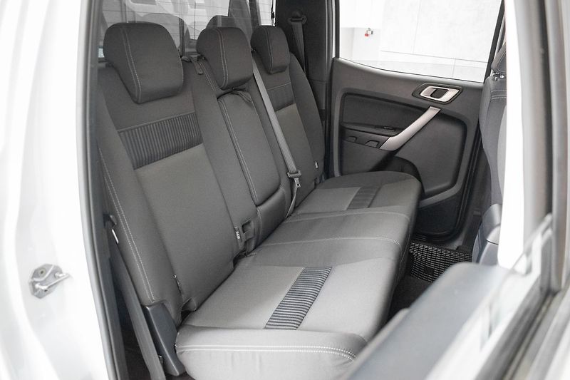 Ford Ranger 2.0 XLT*Naviják*4x4*TAŽNÉ*ČR 1 - fotka 12 z 46