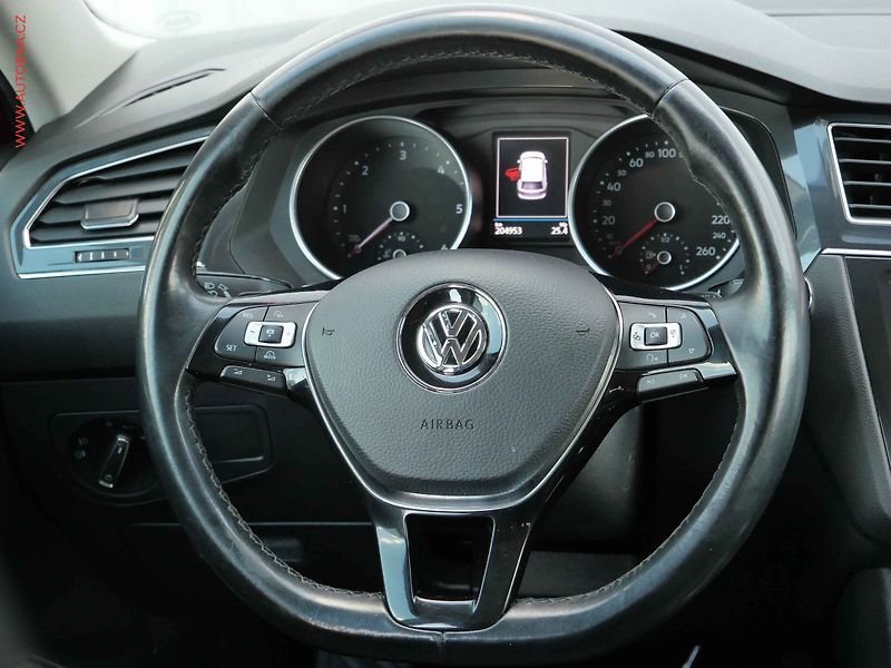 Volkswagen Tiguan Allspace (2018) 2.0 TDi, DSG, LED, panorama - fotka 15 z 23
