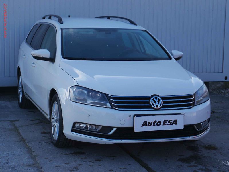 Volkswagen Passat (2013) 2.0 TDi, Comfortline, +kola - fotografie inzerátu