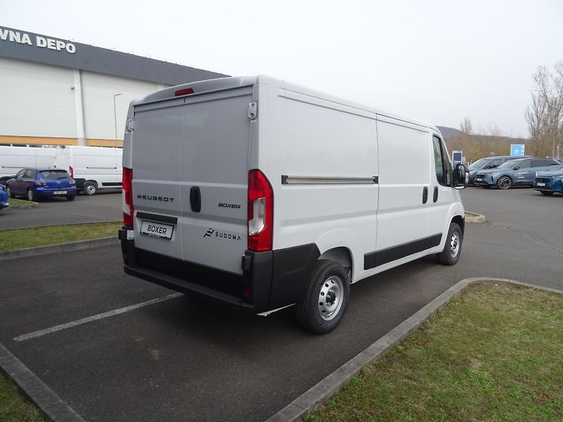 Peugeot Boxer (2026) Furgon L2H1 BHDi 120k MAN6 - fotka 7 z 37