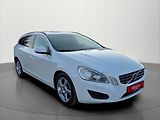 Volvo V60 2,0 120 KW D3 Automat tažné - náhled 1