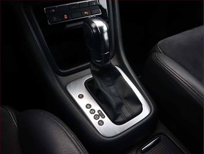 Volkswagen Sharan (2013) 2.0 TDI, Automat, 7 míst, ČR - fotka 11 z 22