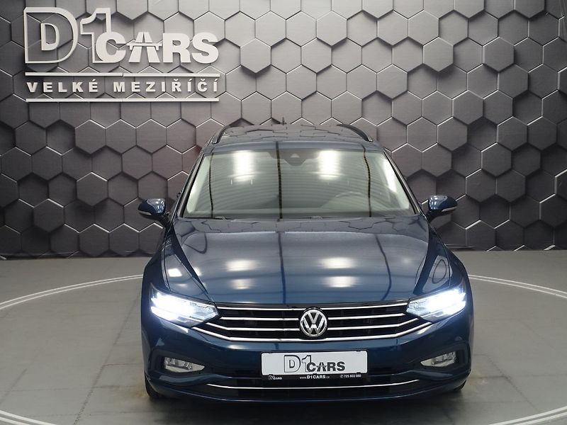 Volkswagen Passat 2.0 TDi LED SVĚTLA, ACC, DSG - fotka 6 z 38