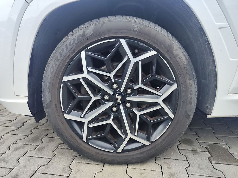 Hyundai Tucson 1.6 T-GDi/110kW N-Line - fotka 35 z 37