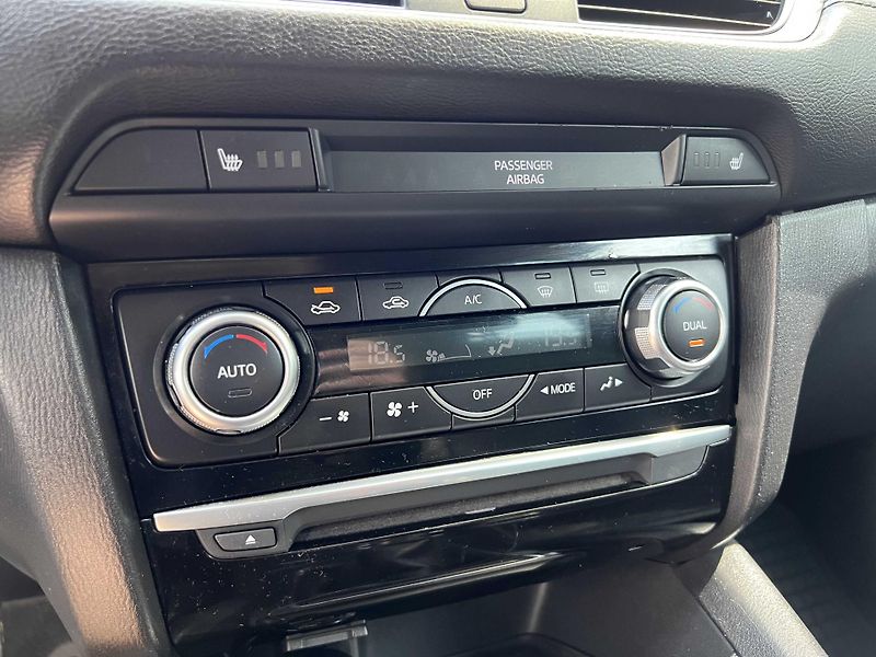 Mazda 6 2.2Skyactiv-D 110kW PO SERVISU - fotka 10 z 13