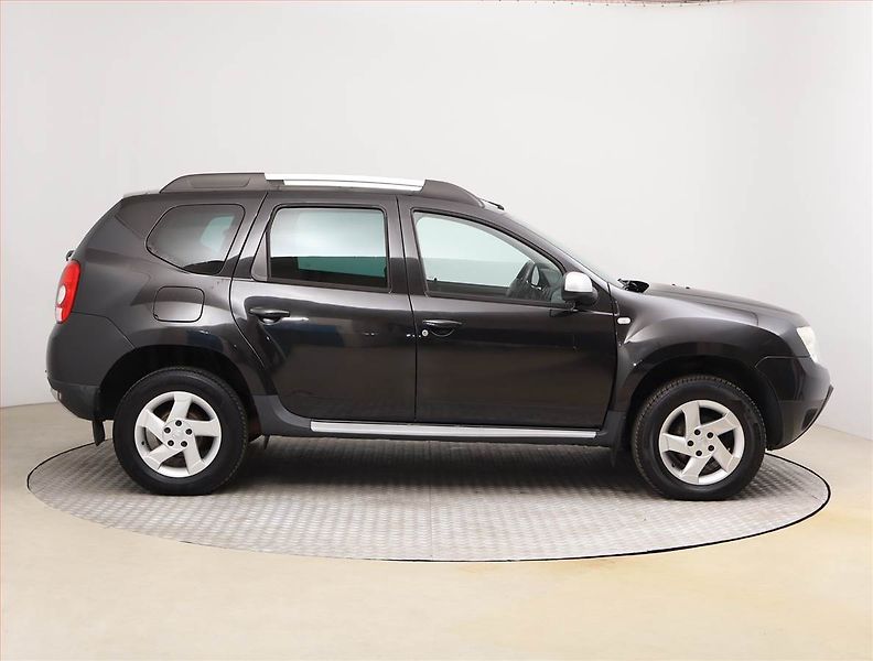 Dacia Duster (2010) 1.6 16V - fotka 6 z 14