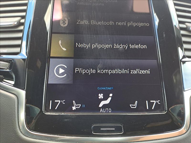 Volvo XC90 2,0 D5 AWD FIRST EDITION - fotka 18 z 24