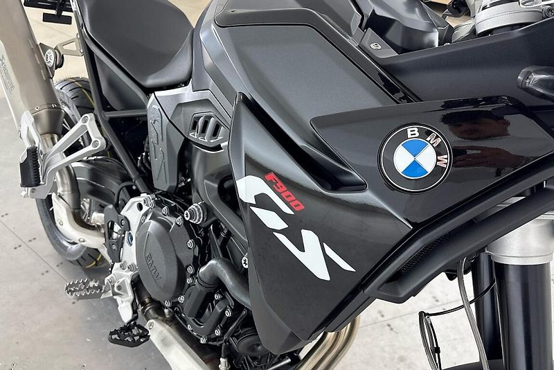 BMW F 900 GS - fotka 11 z 13