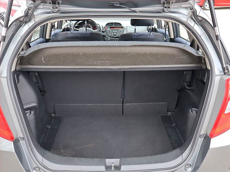 Honda Jazz (2014) 1.2 i-VTEC, Serv.kniha - fotka 13 z 16