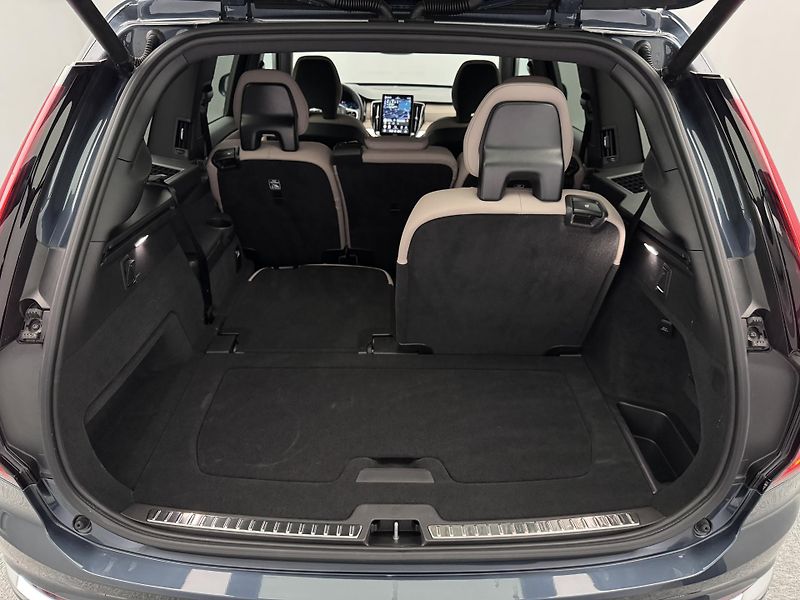 Volvo XC90 T8 AWD RECHARGE BRIGHT PLUS CZ - fotka 5 z 48