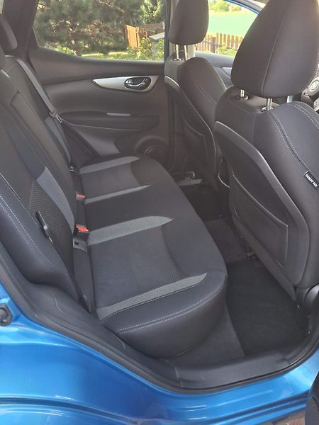Nissan Qashqai (2018) Nová STK,1,6 benzín,N-connecta - fotka 14 z 25