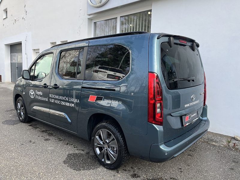 Toyota ProAce City Verso 1,5 D AT Family LWB - fotka 5 z 28
