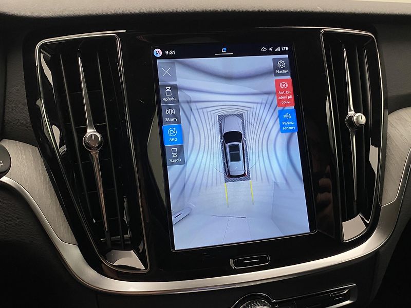 Volvo V60 (2026) B4 AUT DARK PLUS - fotka 61 z 66