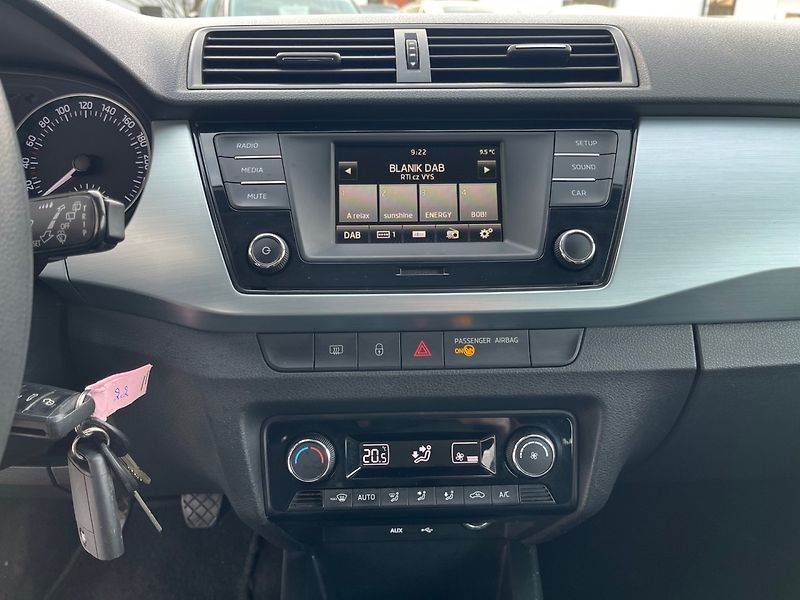 Škoda Fabia (2015) 1.0 MPi Top stav - fotka 10 z 25