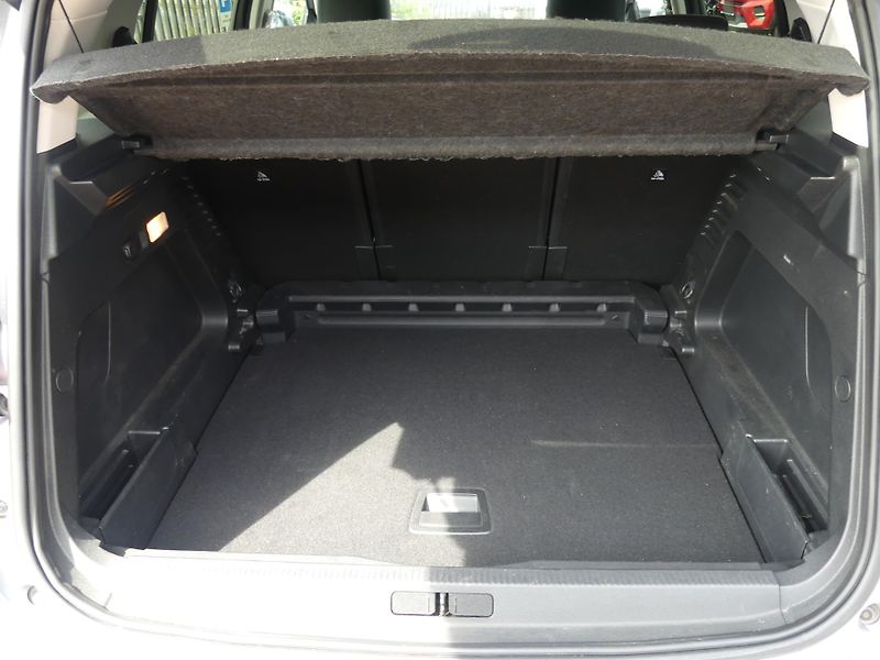 Citroën C5 Aircross (2019) 1,5 BlueHDi 130 MAN6 - fotka 11 z 21