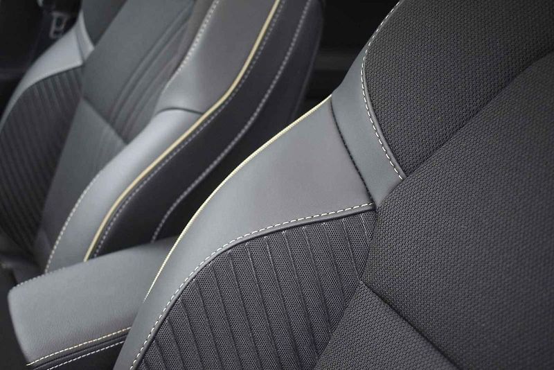 Renault Symbioz je křížencem mezi kombi a SUV