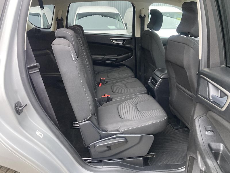 Ford S-MAX (2020) 2.0TDCi 140kW servis Ford - fotka 22 z 28