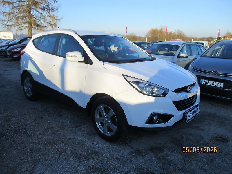 Hyundai ix35 (2015) 1,6 i - fotka 2 z 10