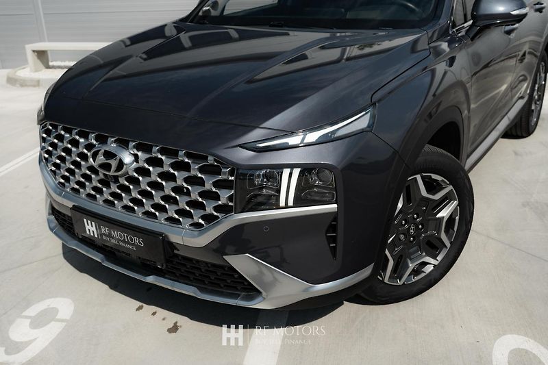 Hyundai Santa Fe (2023) - fotka 2 z 49