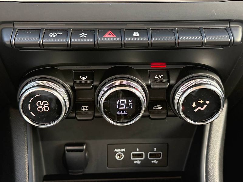 Renault Captur (2022) 1.3 TCe 103 kW Intens EDC - fotka 15 z 25