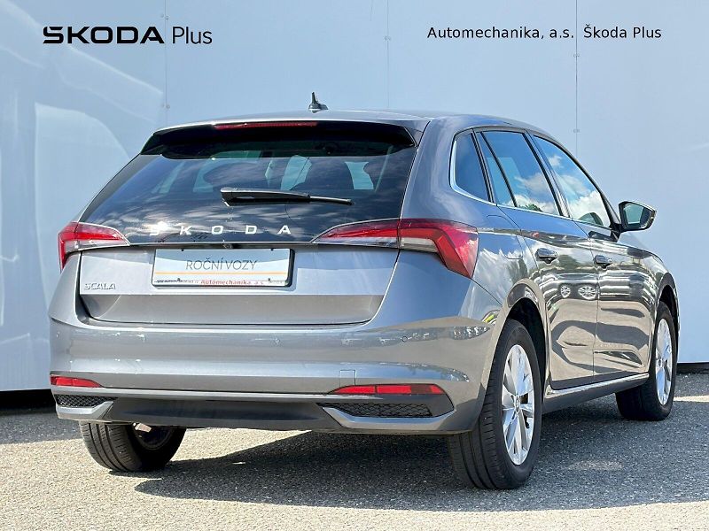 Škoda Scala (2025) DSG 1.0 TSI / 85kW / TOP SELEC - fotka 2 z 35