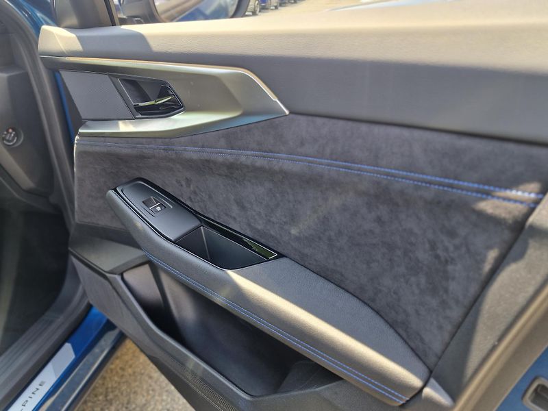 Renault Austral (2026) esprit Alpine full hybrid  - fotka 11 z 13
