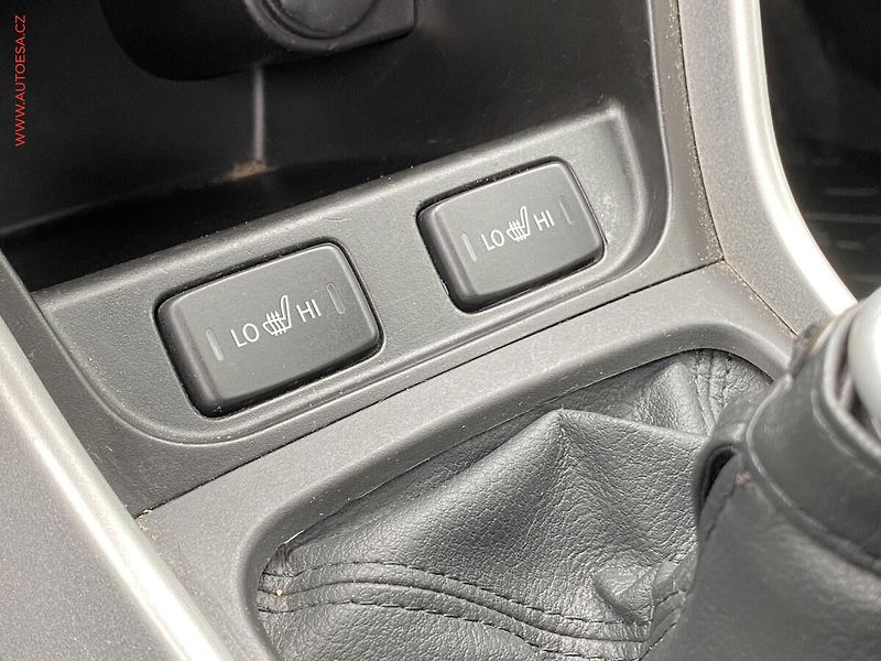 Suzuki SX4 (2016) 1.4 i 4x4, 1.maj,ČR, AC - fotka 14 z 19
