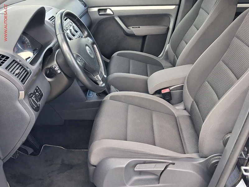 Volkswagen Touran (2009) 1.4 TSi, Navi, AC - fotka 9 z 18