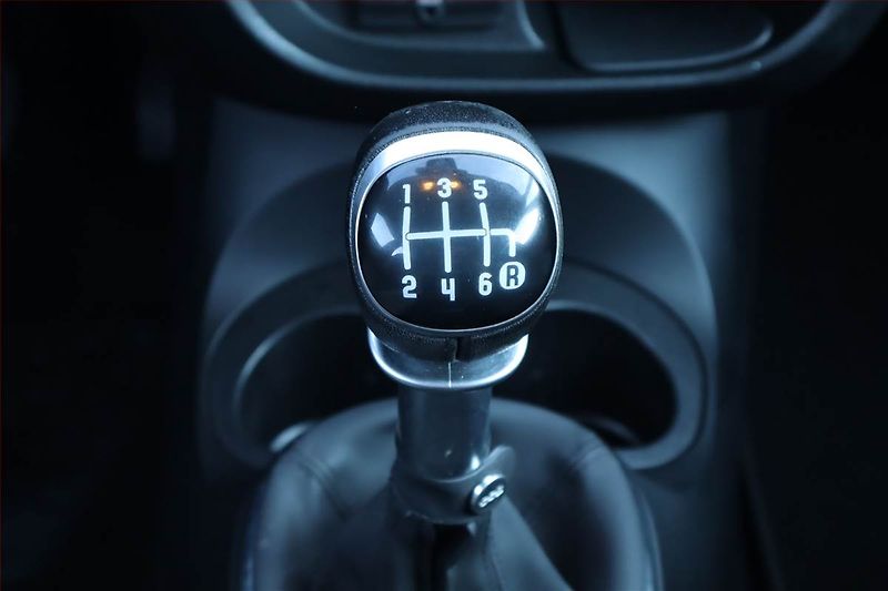 Fiat 500L (2013) 0.9 TwinAir, Serv.kniha - fotka 21 z 22