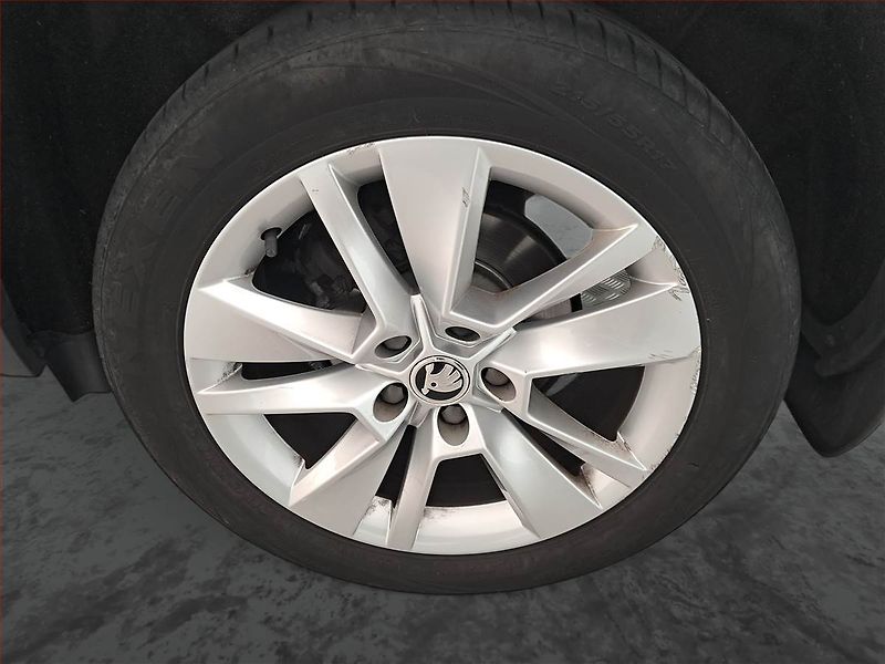 Škoda Karoq (2018) 1.5 TSI, Serv.kniha, Tempomat - fotka 14 z 16
