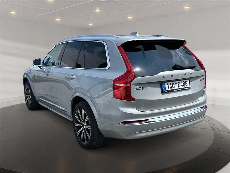 Volvo XC90 2,0 B5 AWD D Plus Bright AT - fotka 4 z 11