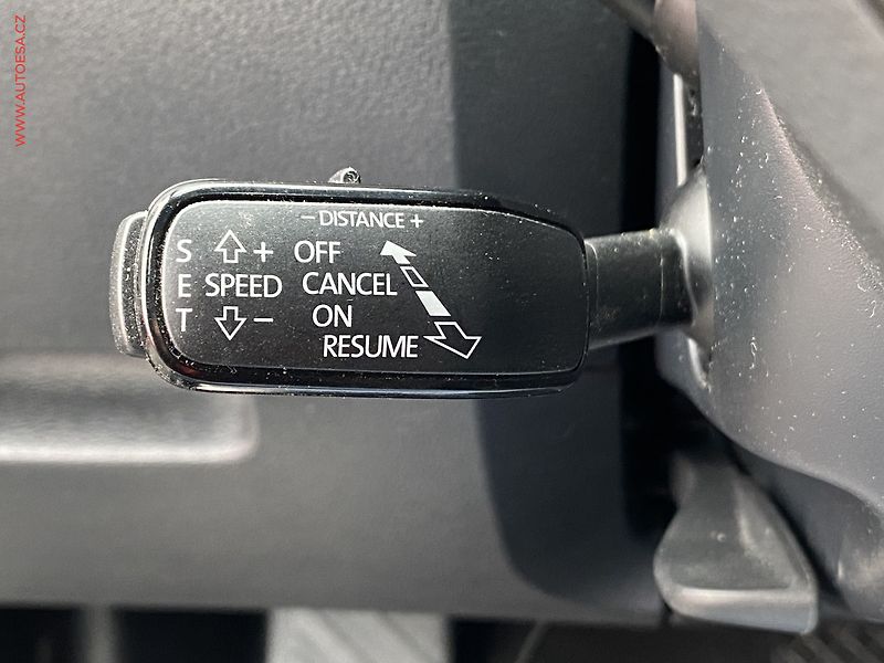 Škoda Octavia (2019) 1.6 TDi, Style, DSG, navi - fotka 15 z 18